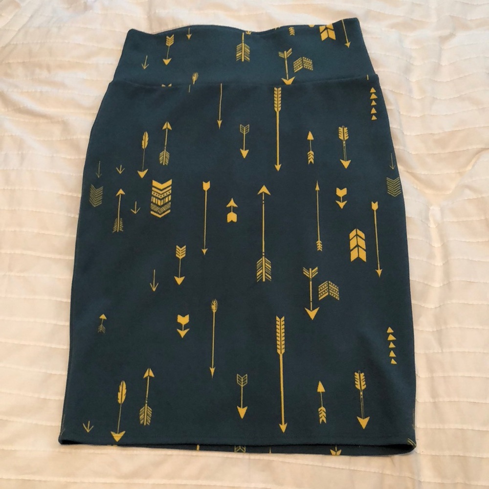 LulaRoe Cassie Skirt